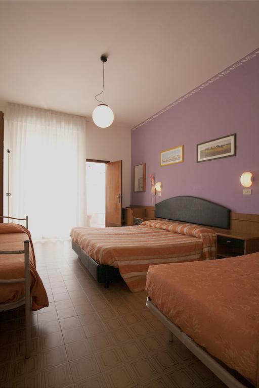Hotel Meritime Bellaria-Igea Marina Zimmer foto